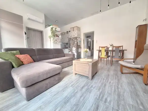 Eladó téglalakás, Pécs 3 szoba 239 m² 129.9 M Ft