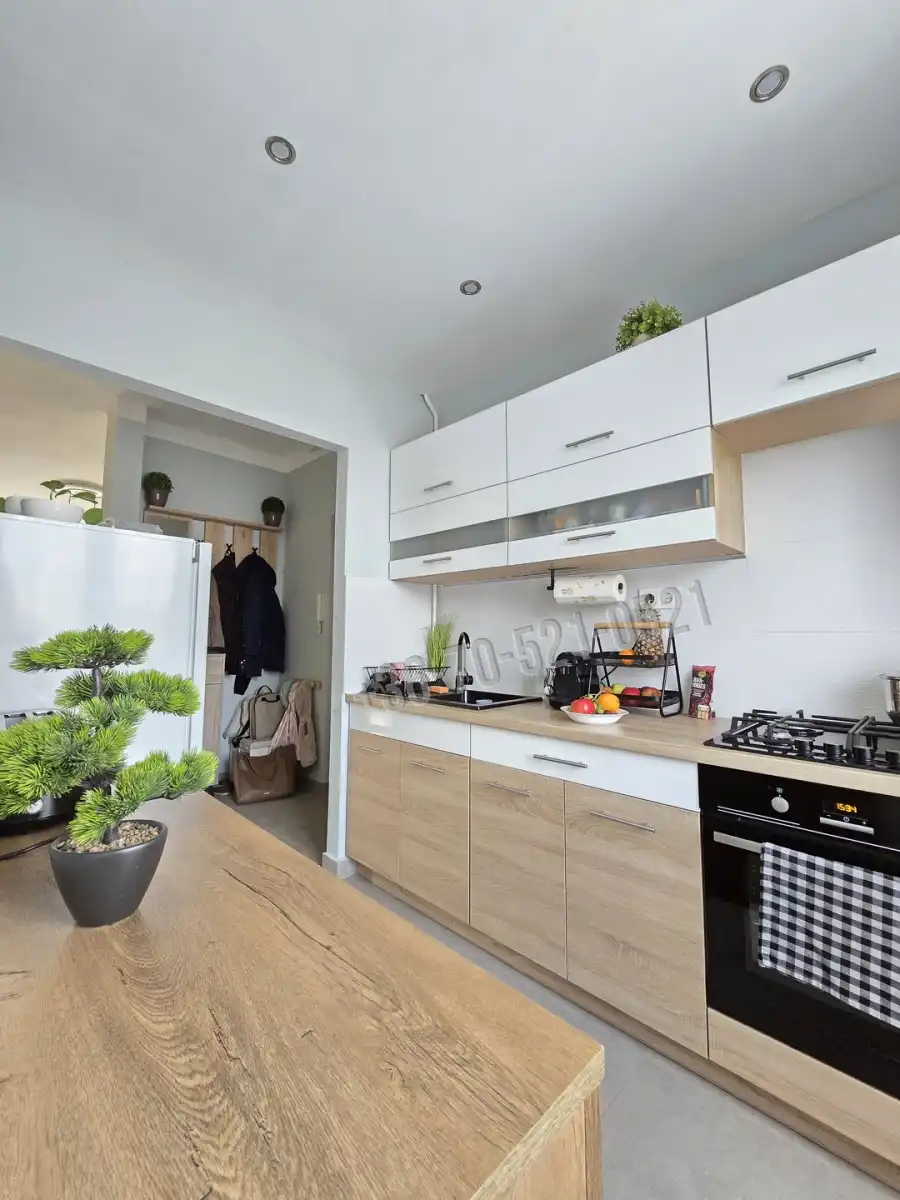 eladó téglalakás, Szentlőrinc